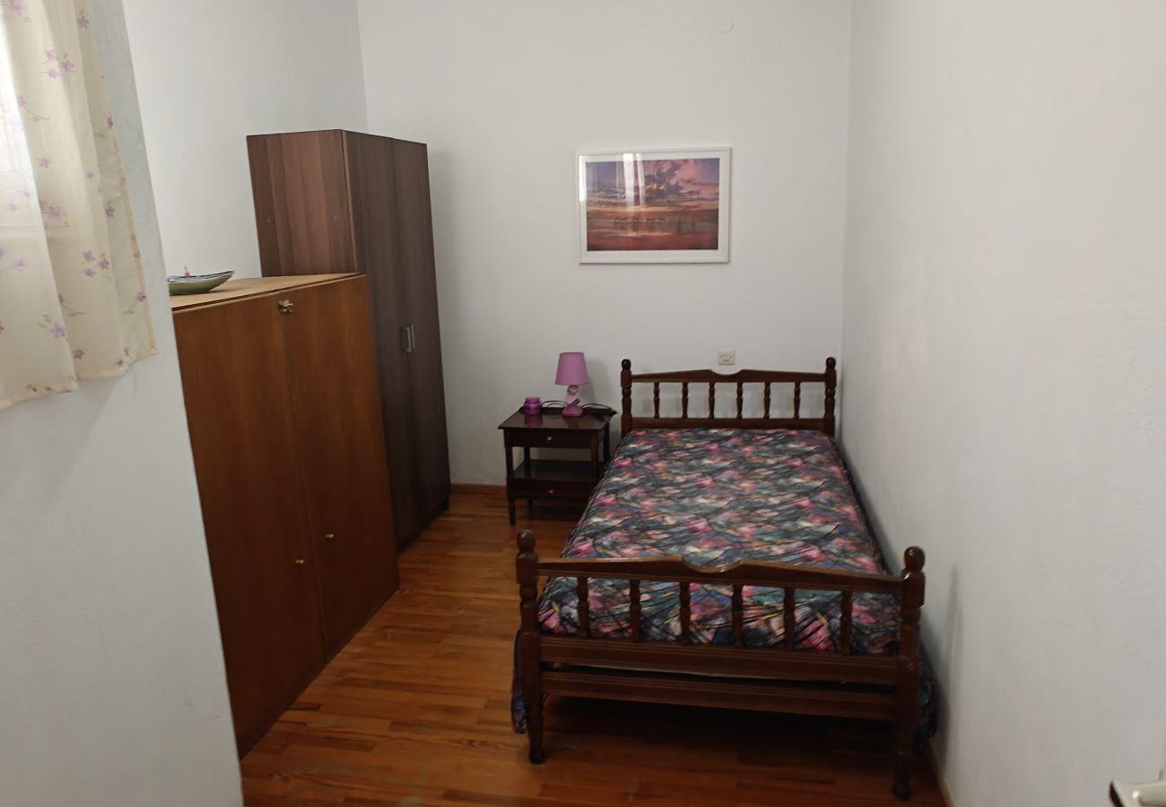 House in Skiathos - Orsalia Sea View House in romantic Plakes 