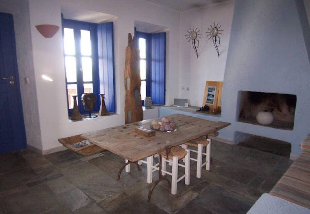 Villa in Skiathos - fantastic 4 bedroomed villa with pool and sea view 