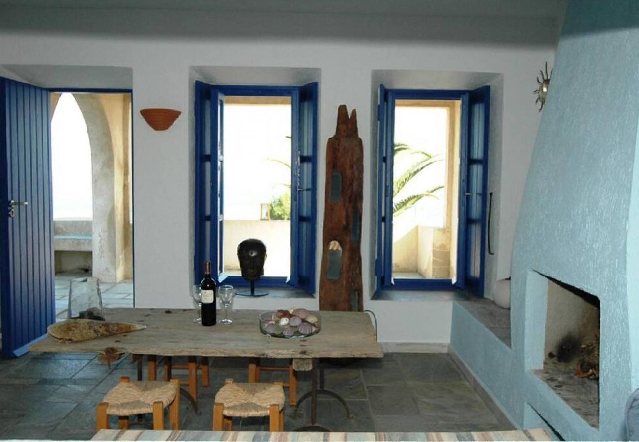Villa in Skiathos - fantastic 4 bedroomed villa with pool and sea view 