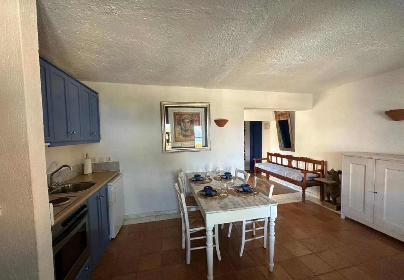 Villa in Skiathos - fantastic 4 bedroomed villa with pool and sea view 