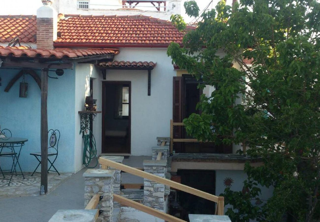 House in Skiathos - Plakes view    traditional house with dream views 