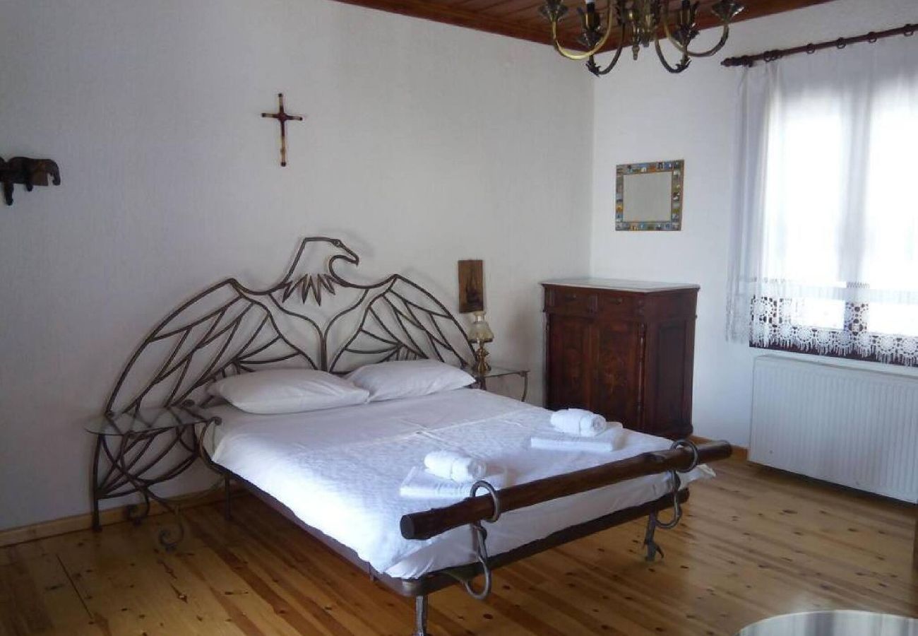 House in Skiathos - Plakes view    traditional house with dream views 