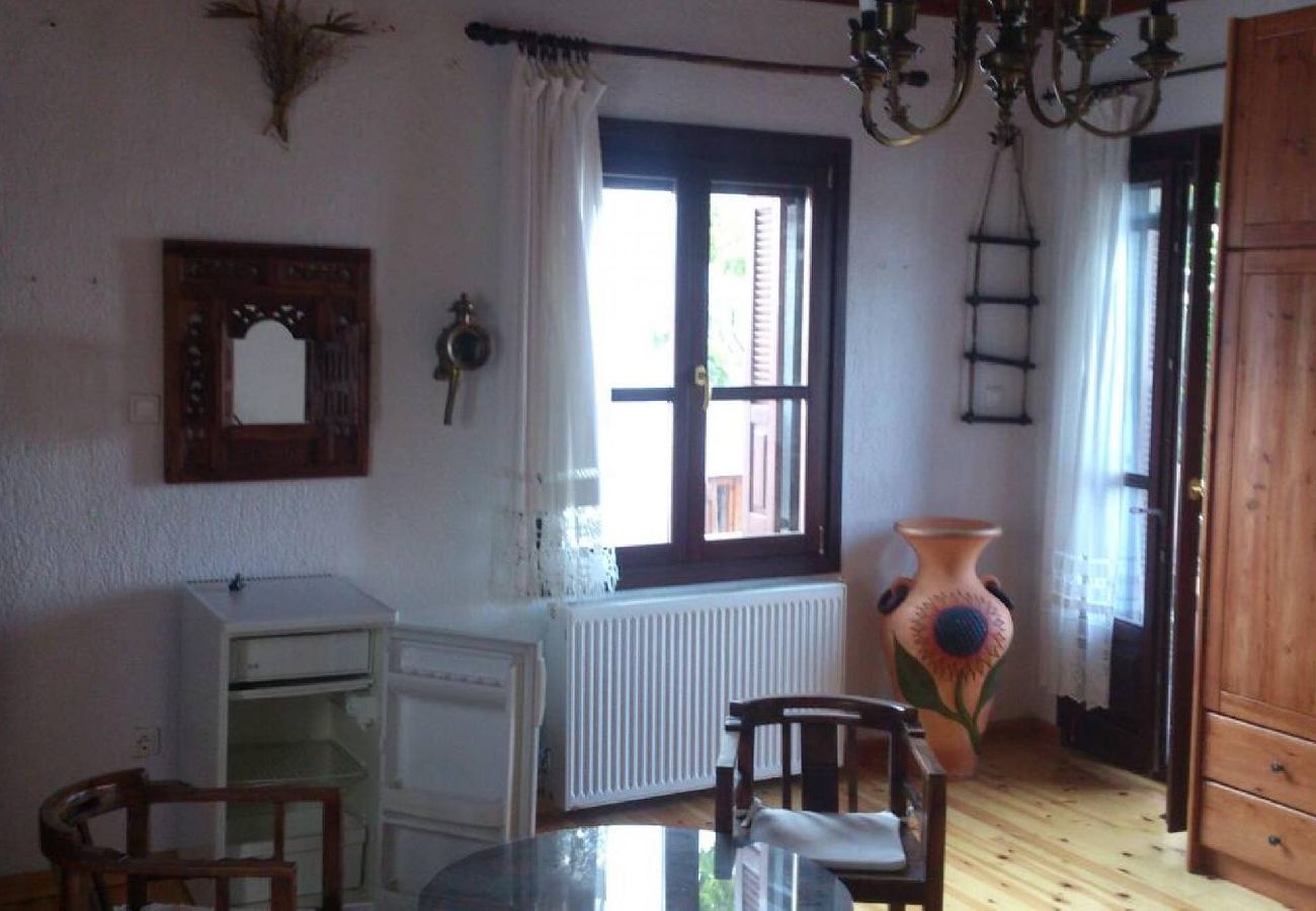 House in Skiathos - Plakes view    traditional house with dream views 