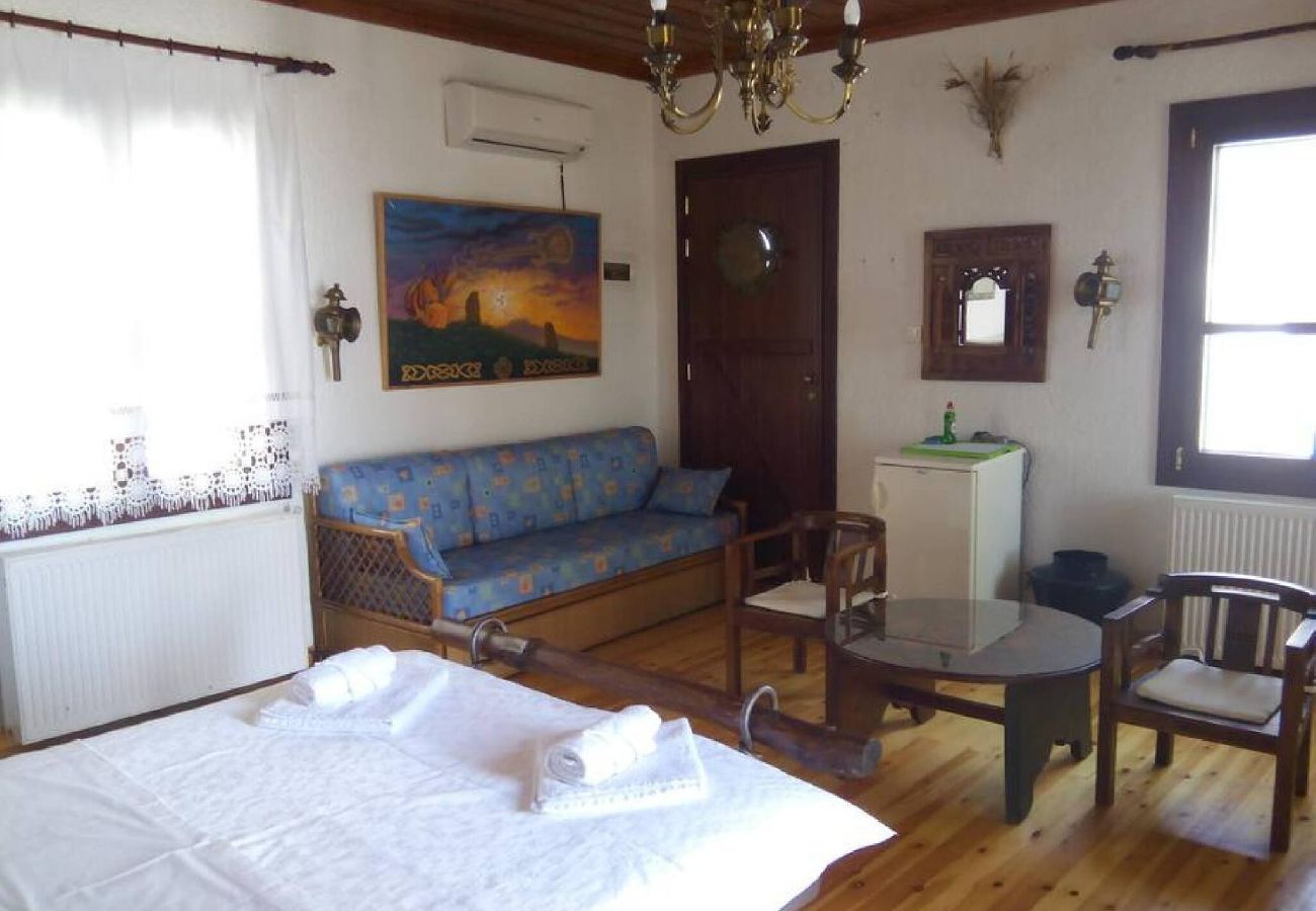 House in Skiathos - Plakes view    traditional house with dream views 