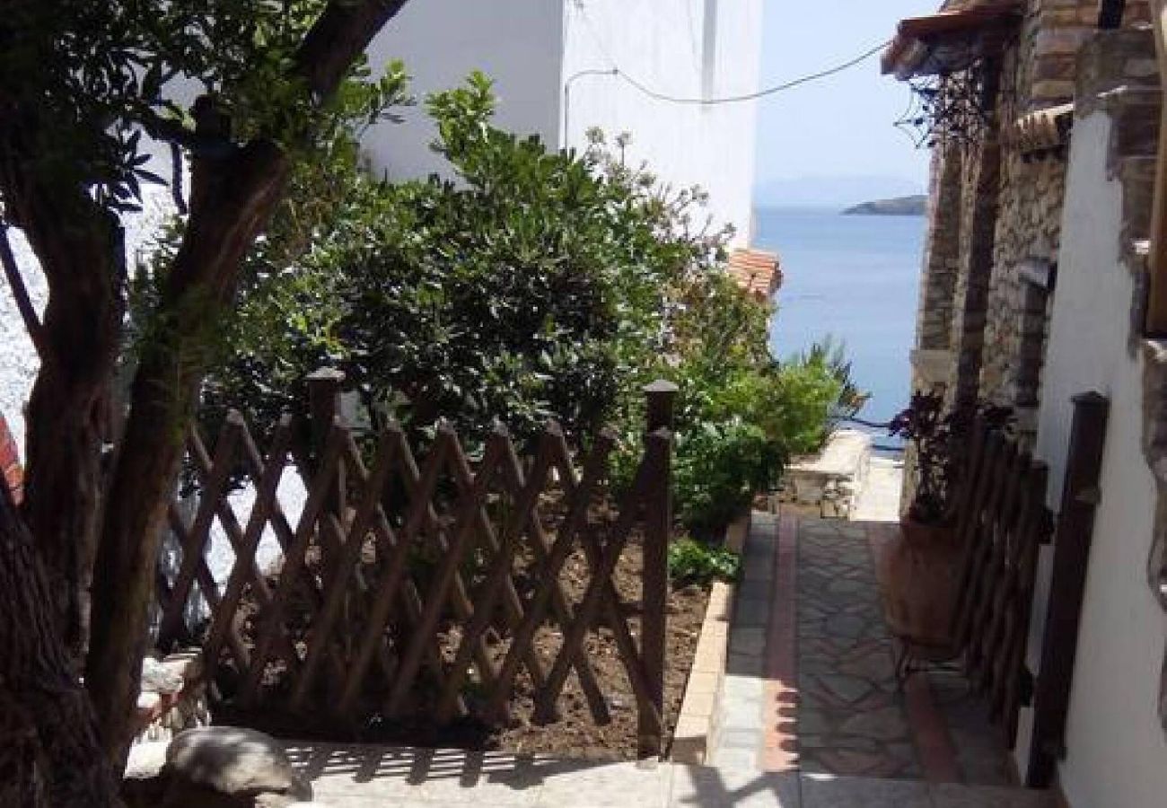 House in Skiathos - Plakes view    traditional house with dream views 