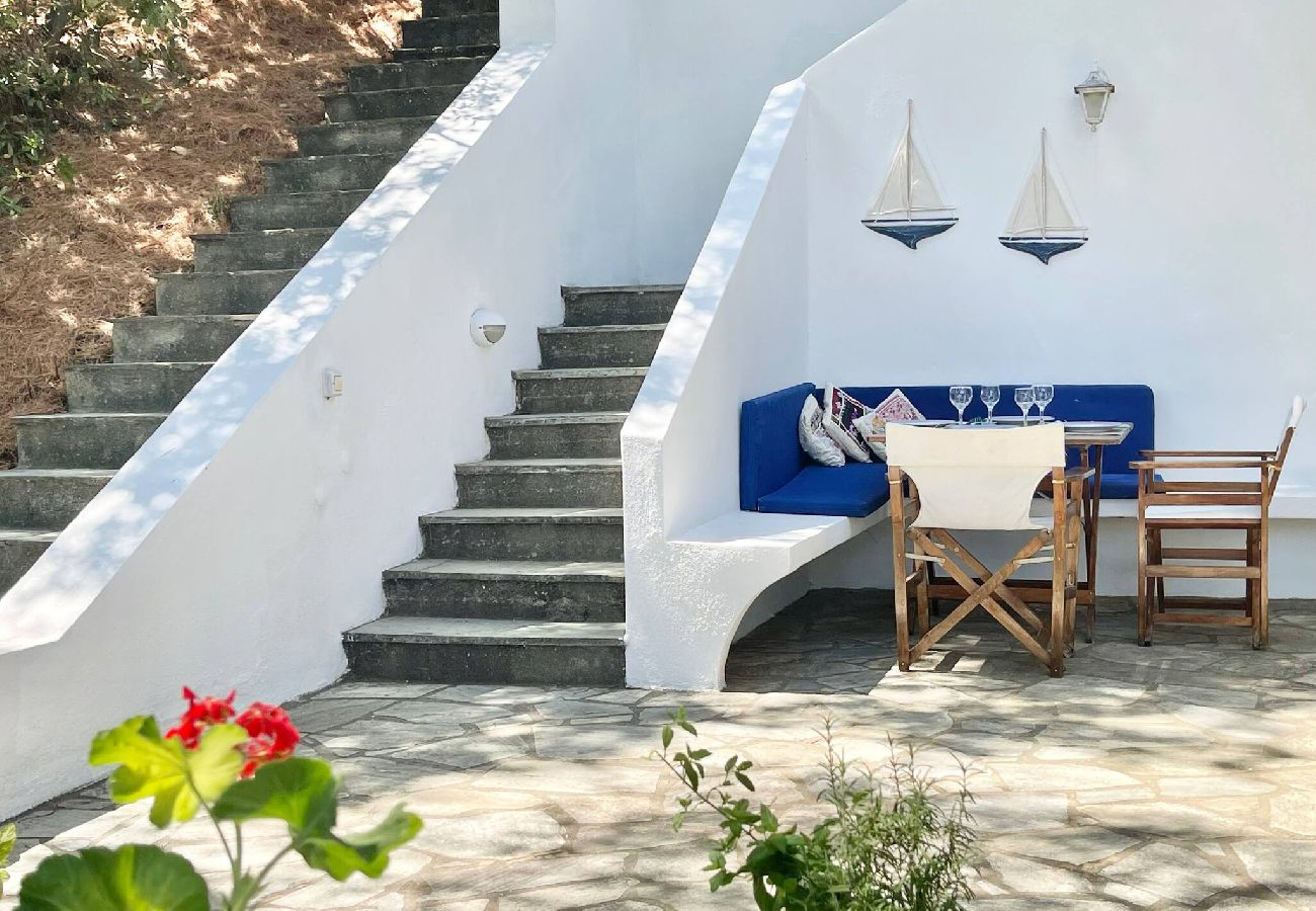 Villa in Skiathos - Nova 2: Cosy 2-bedroom villa near Kanapitsa beach 