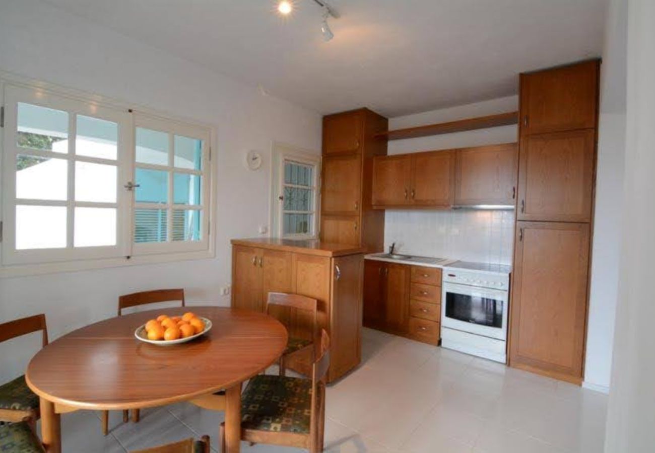 Villa in Skiathos - Nova 2: Cosy 2-bedroom villa near Kanapitsa beach 