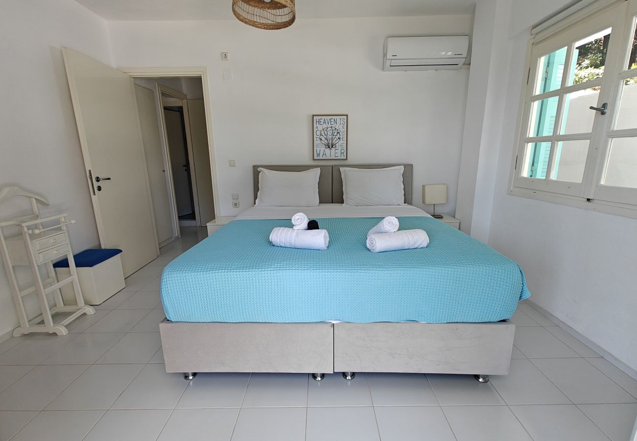 Villa in Skiathos - Nova 2: Cosy 2-bedroom villa near Kanapitsa beach 