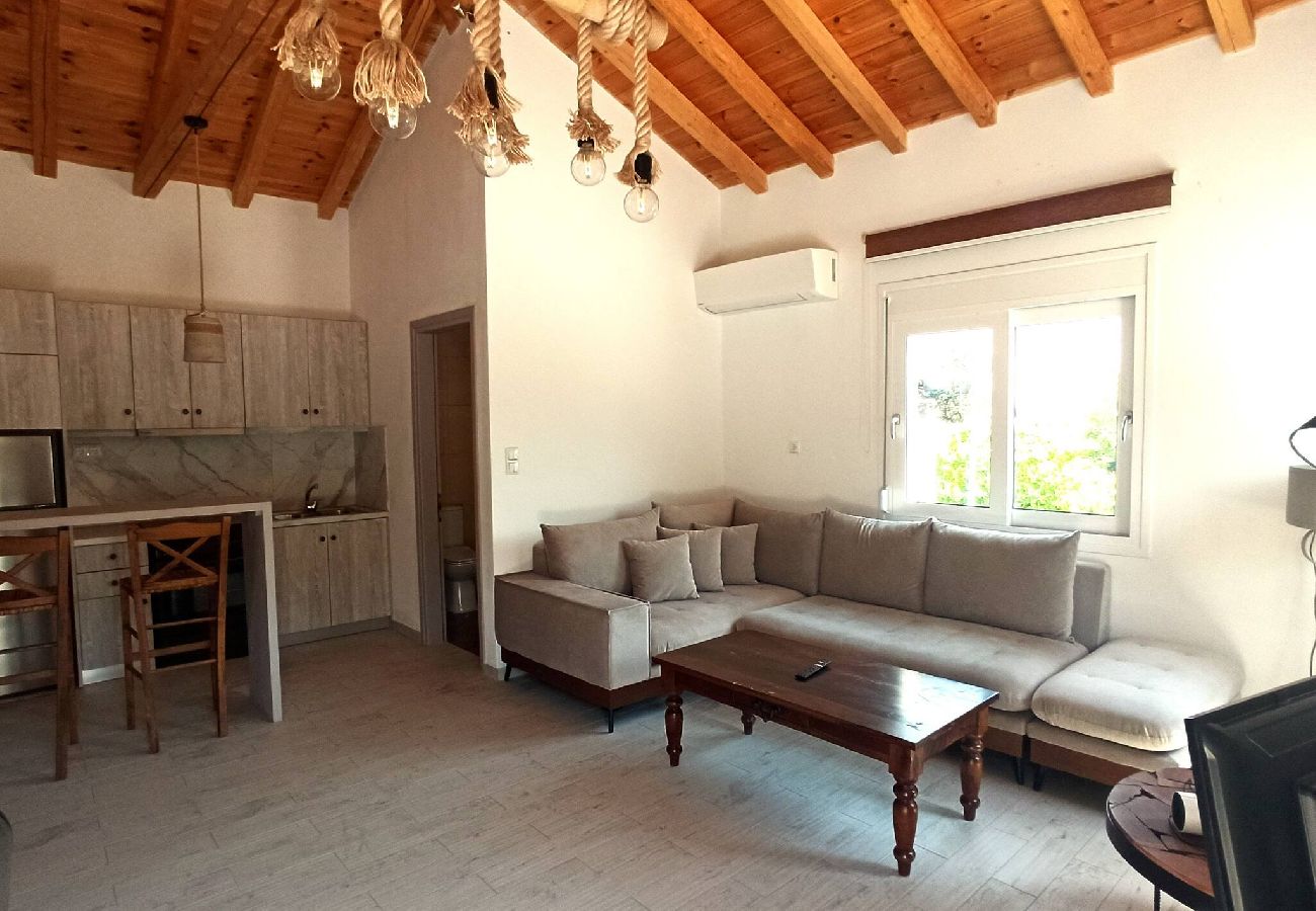 House in Skiathos - Maya 2, stylish new apartment near town and port 