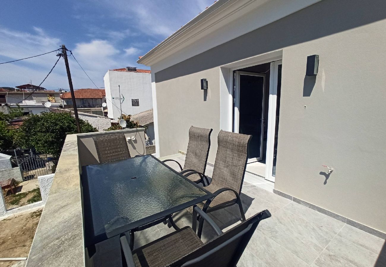 House in Skiathos - Maya 2, stylish new apartment near town and port 