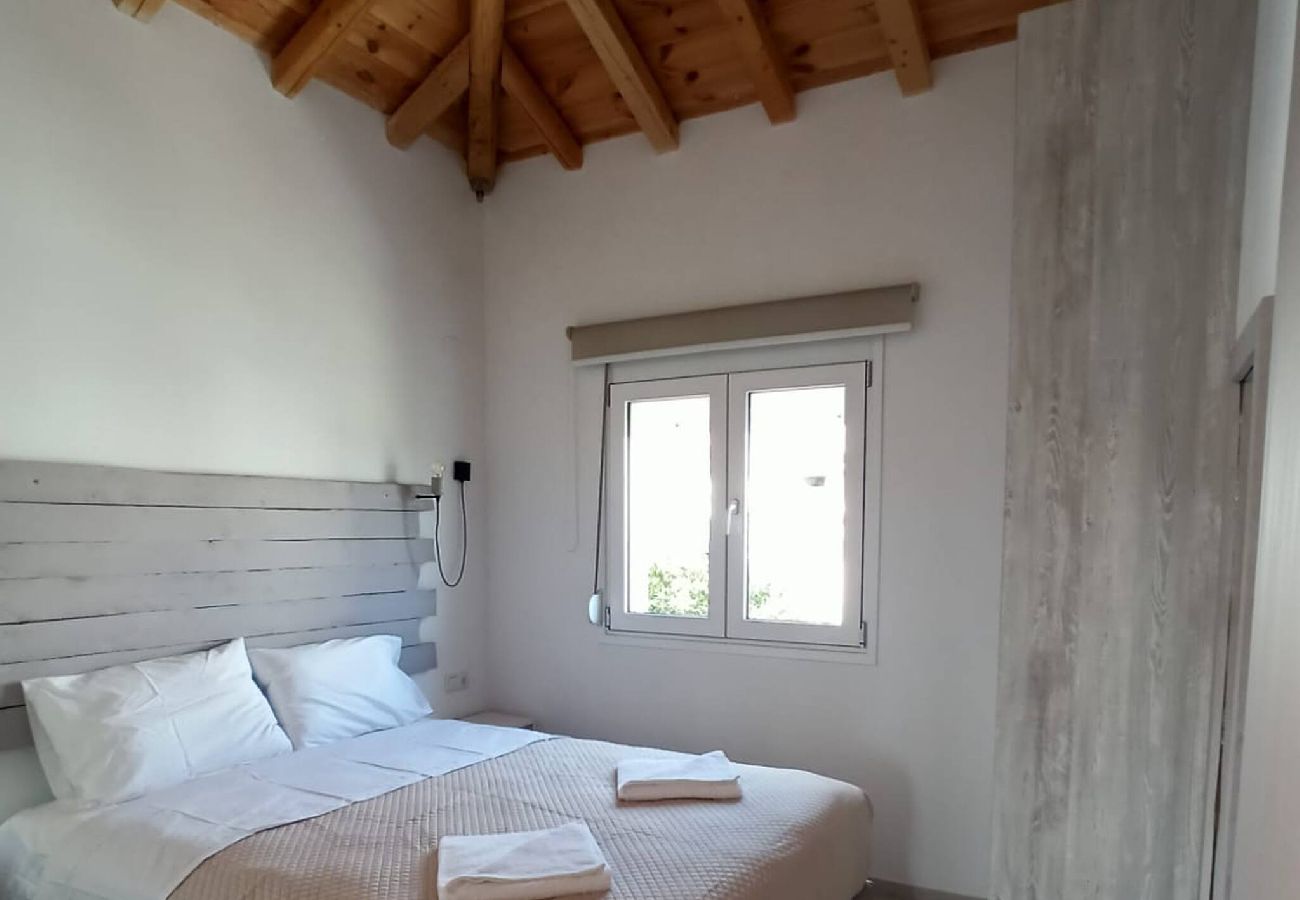 House in Skiathos - Maya 2, stylish new apartment near town and port 