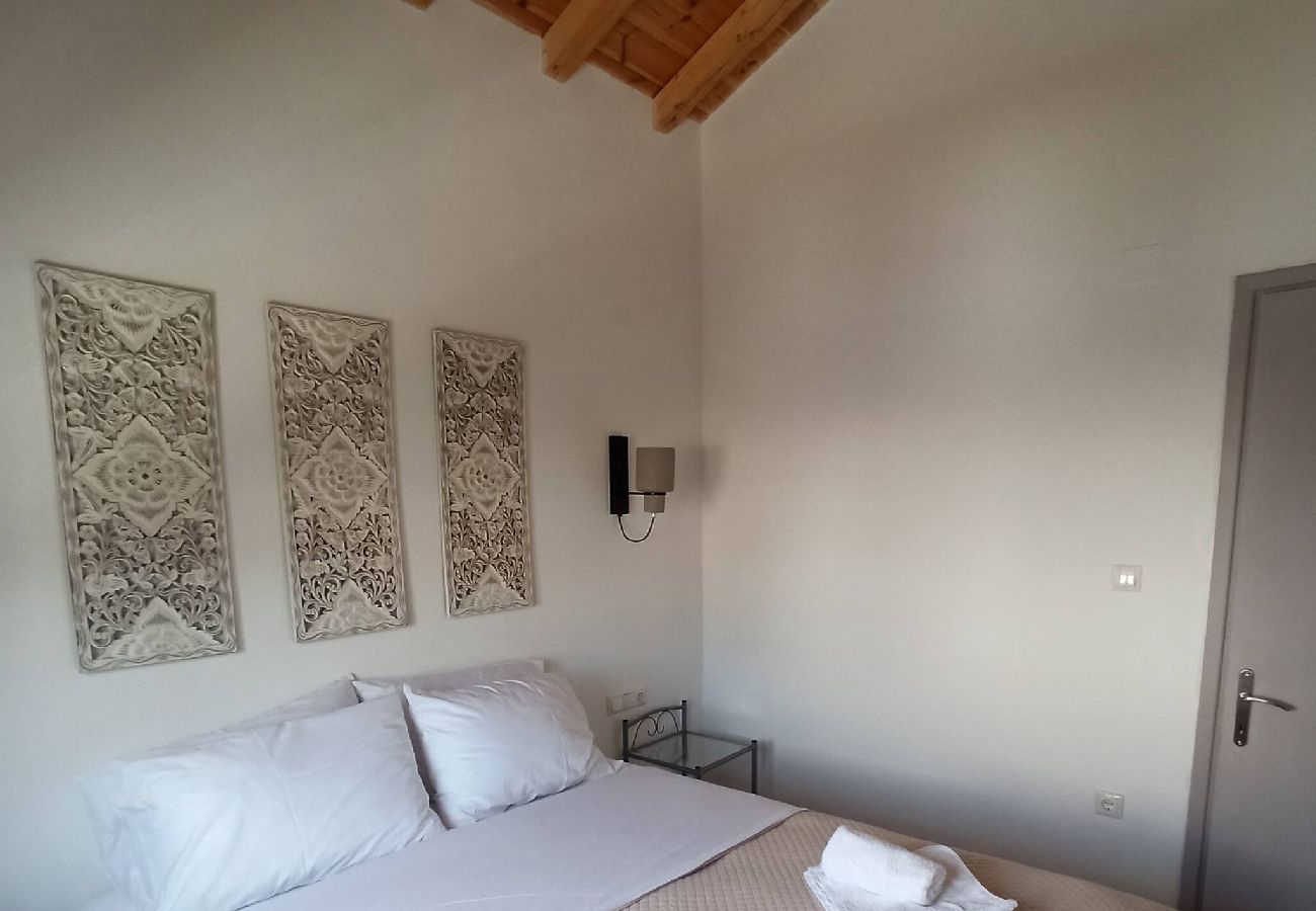 House in Skiathos - Maya 2, stylish new apartment near town and port 