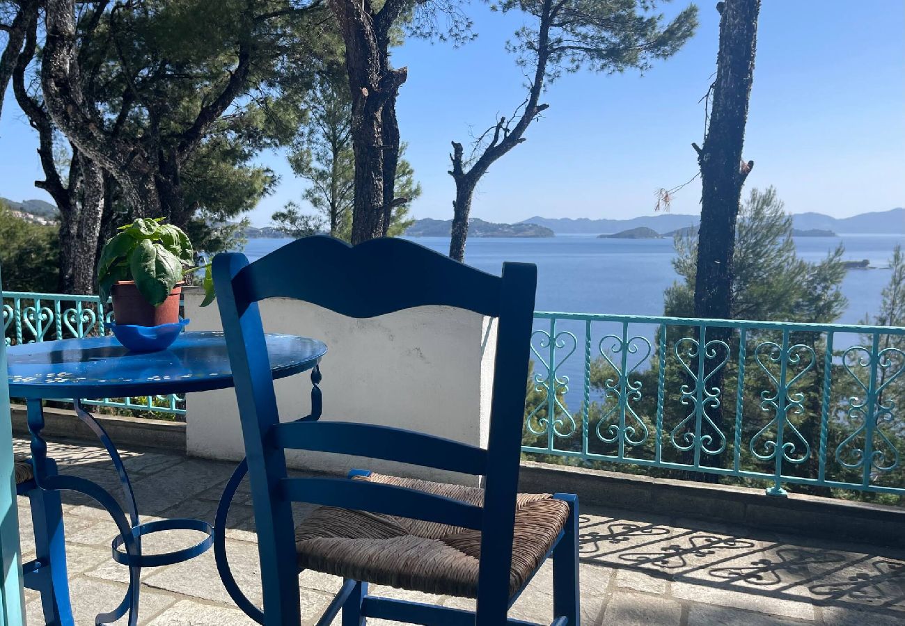 Villa in Skiathos - SuperNova, glorious villa for 10 near beach 