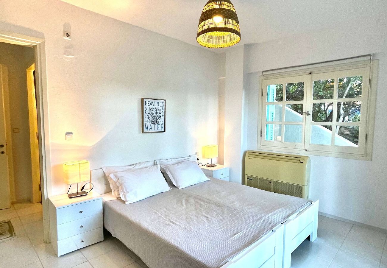 Villa in Skiathos - SuperNova, glorious villa for 10 near beach 