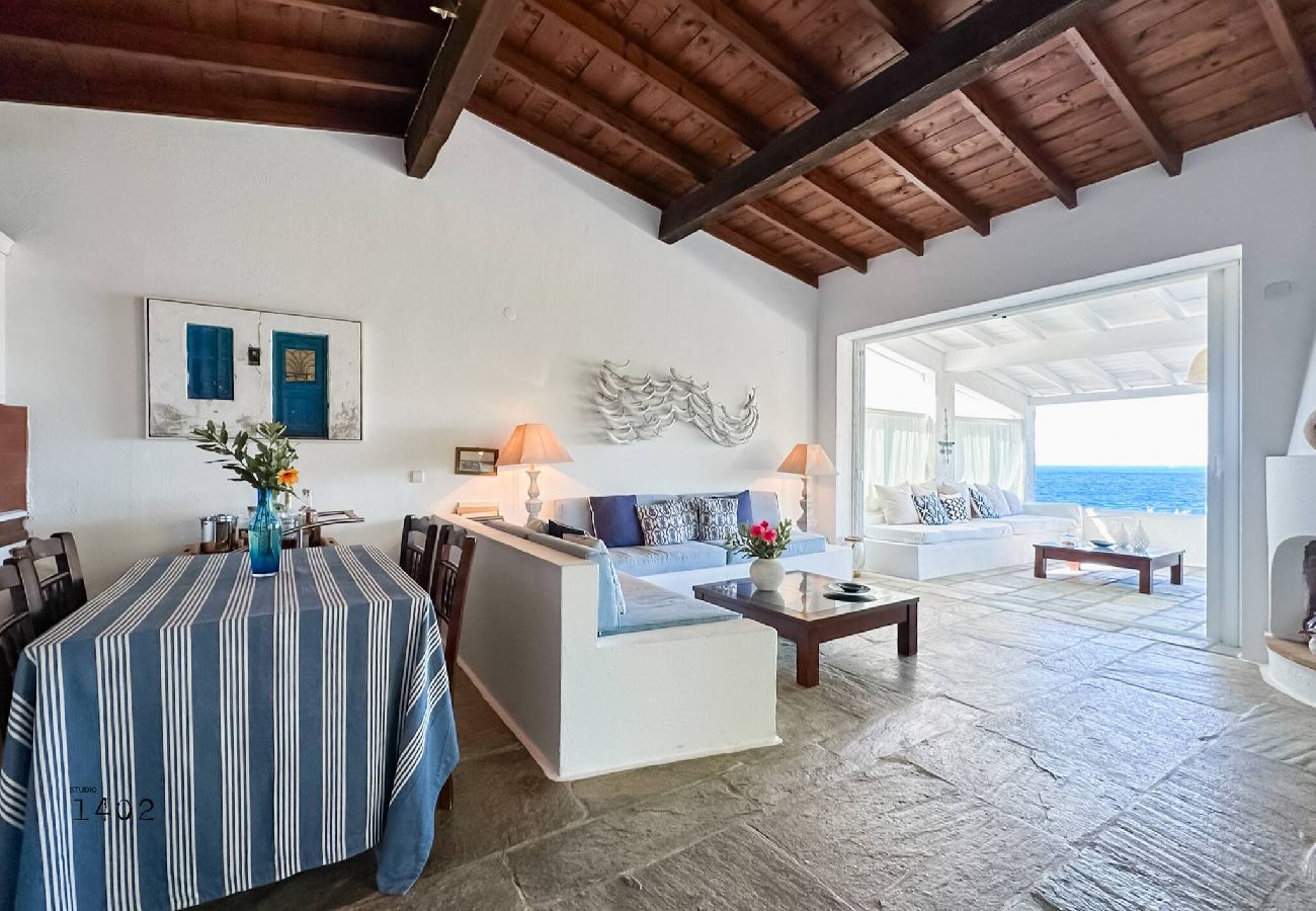 Villa in Skiathos - Aglaia, a treasure in paradise 