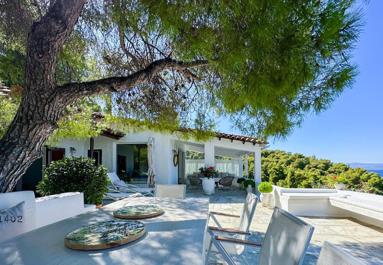 Villa in Skiathos - Aglaia, a treasure in paradise 