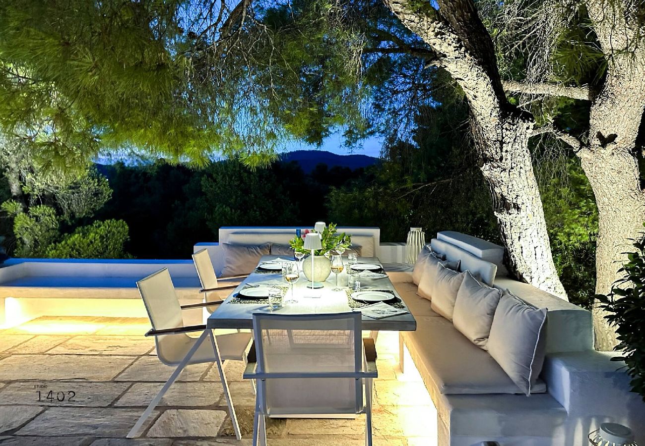 Villa in Skiathos - Aglaia, a treasure in paradise 