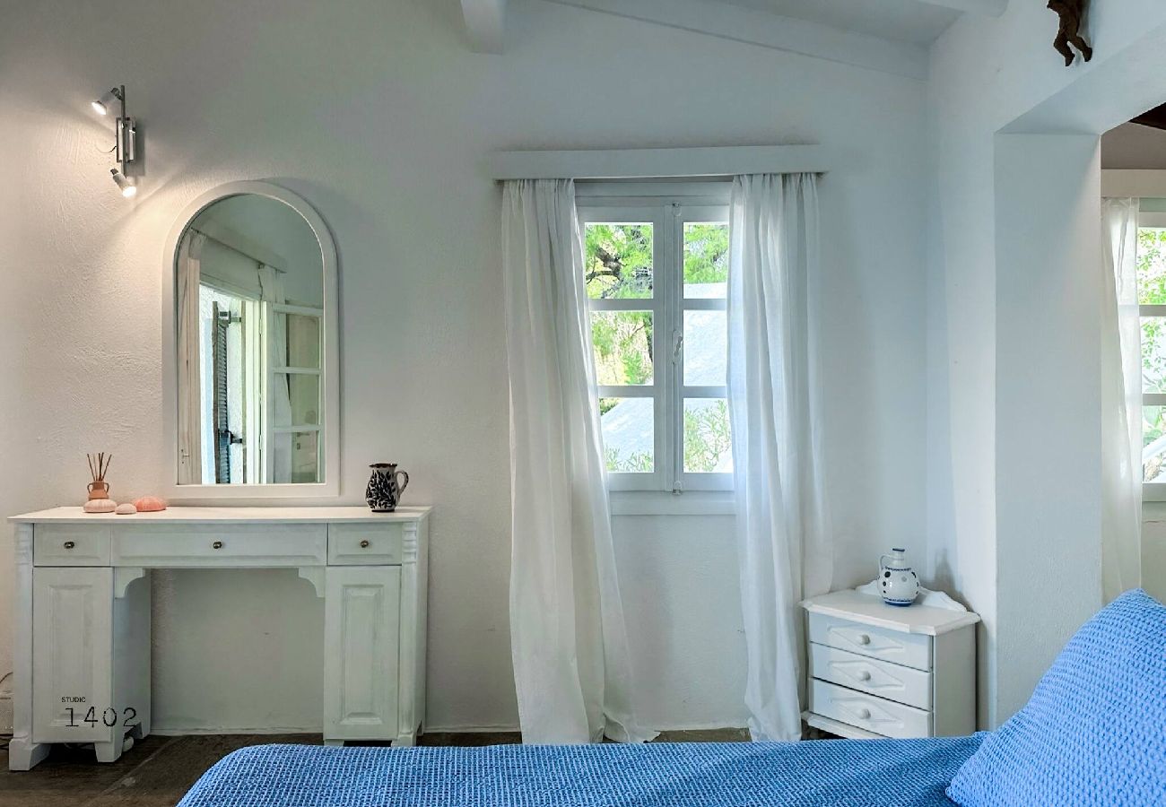 Villa in Skiathos - Aglaia, a treasure in paradise 