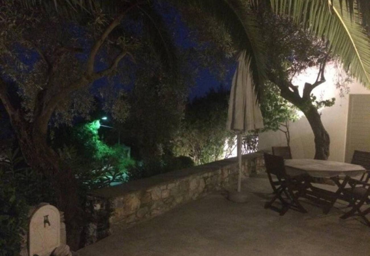 House in Skiathos - Eleni s Seaside house for 4  easy beach access 
