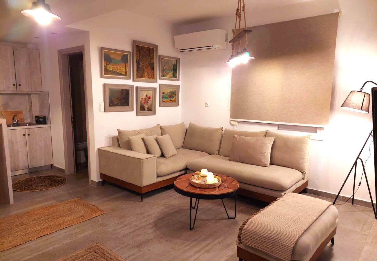 Apartment in Skiathos - Maya 1, Stylish apartment near town and port 