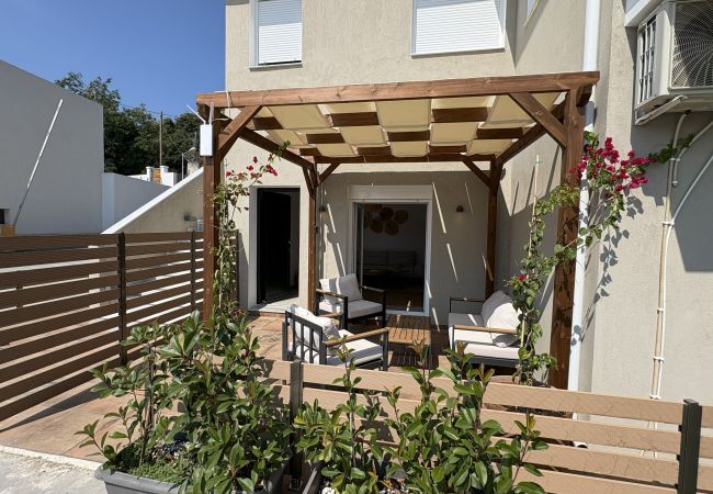 Apartment in Skiathos - Maya 4, modern ground floor apartment with terrace near port  