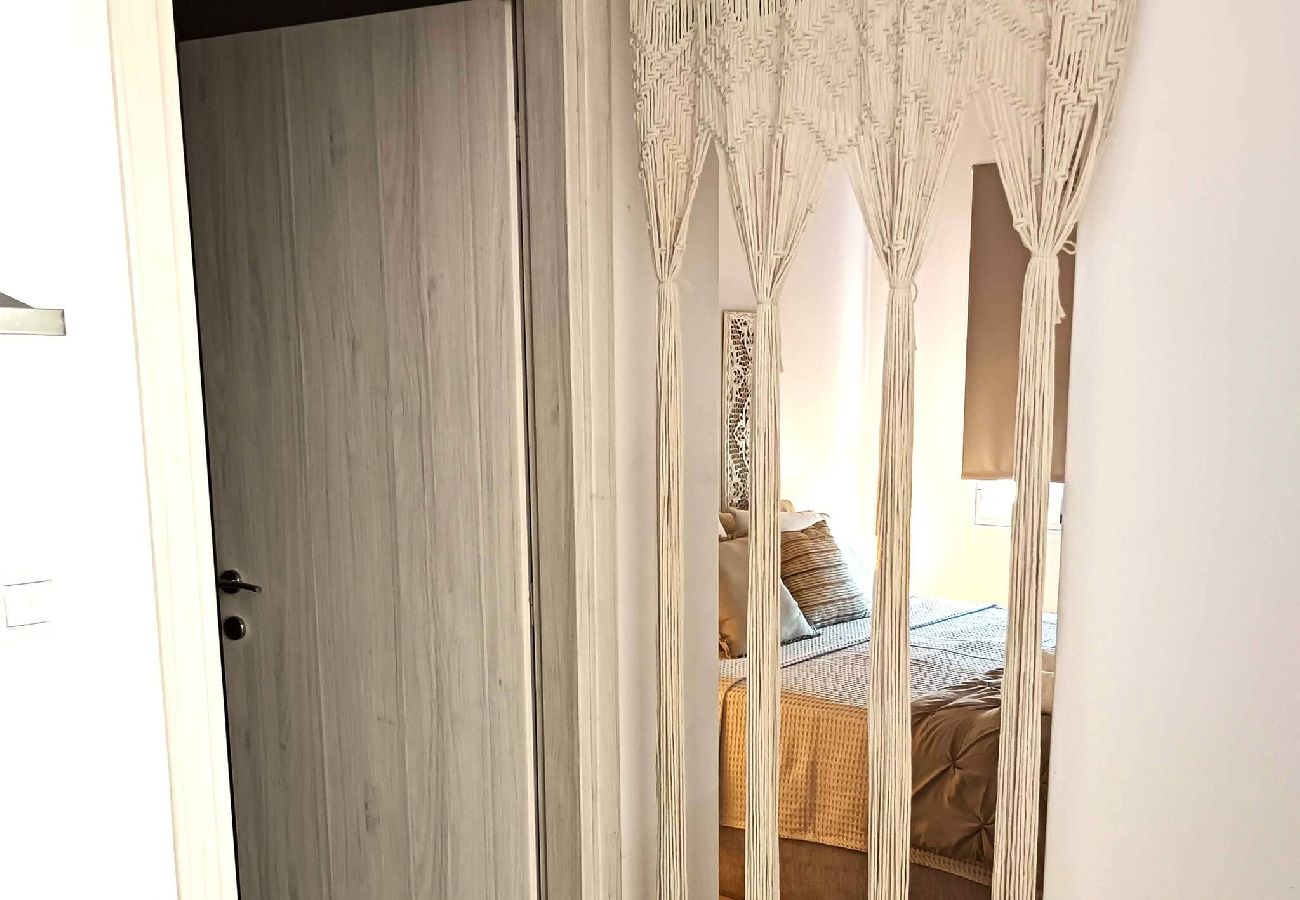 Apartment in Skiathos - modern new apartment near port 