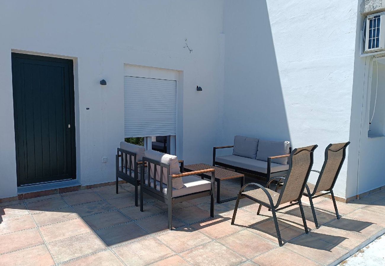 Apartment in Skiathos - modern new apartment near port 