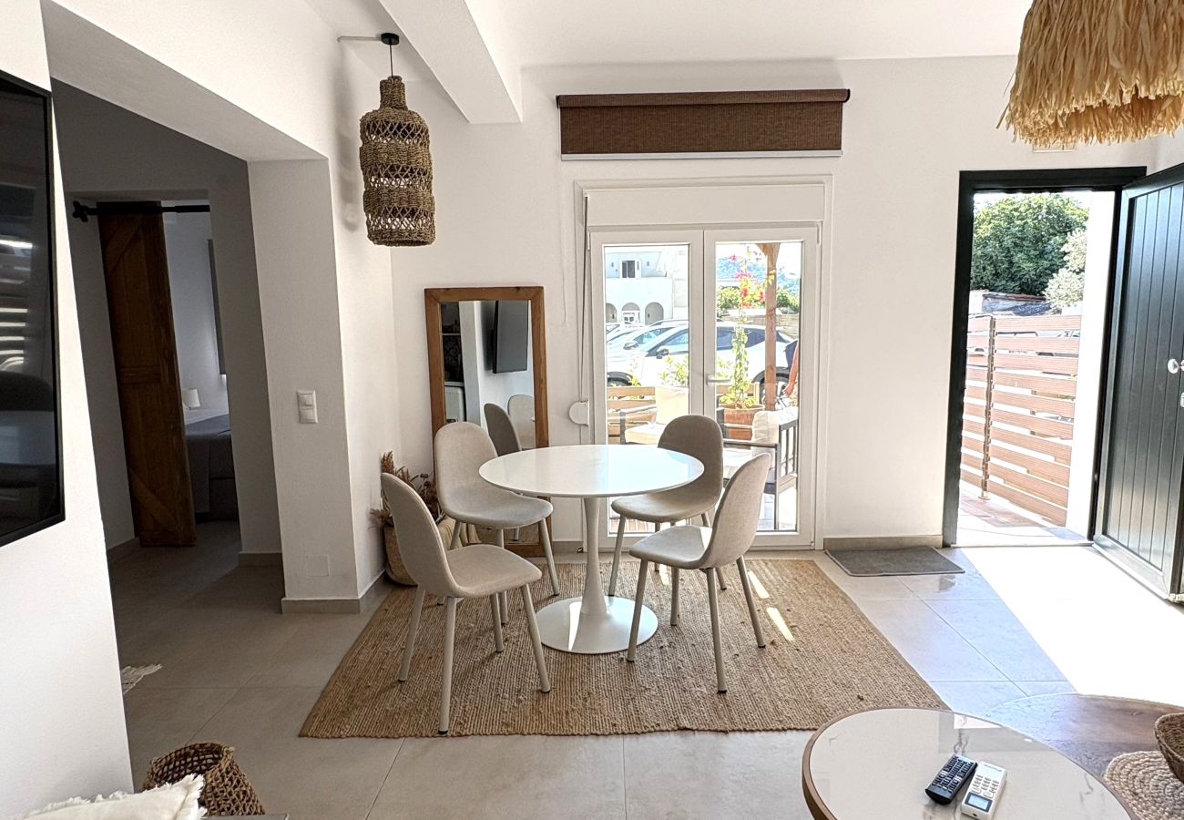 Apartment in Skiathos - Maya 4, modern ground floor apartment with terrace near port  