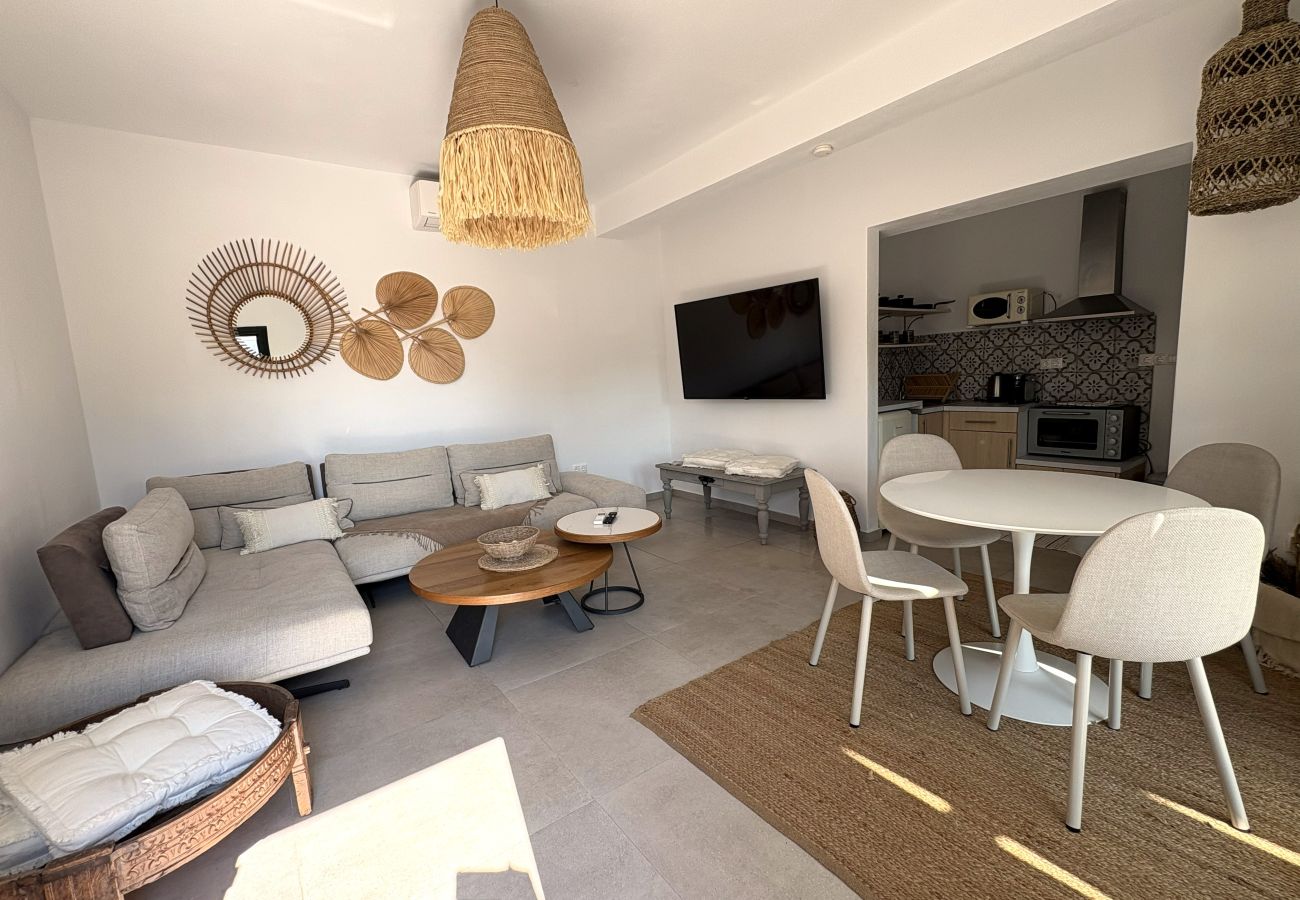 Apartment in Skiathos - Maya 4, modern ground floor apartment with terrace near port  