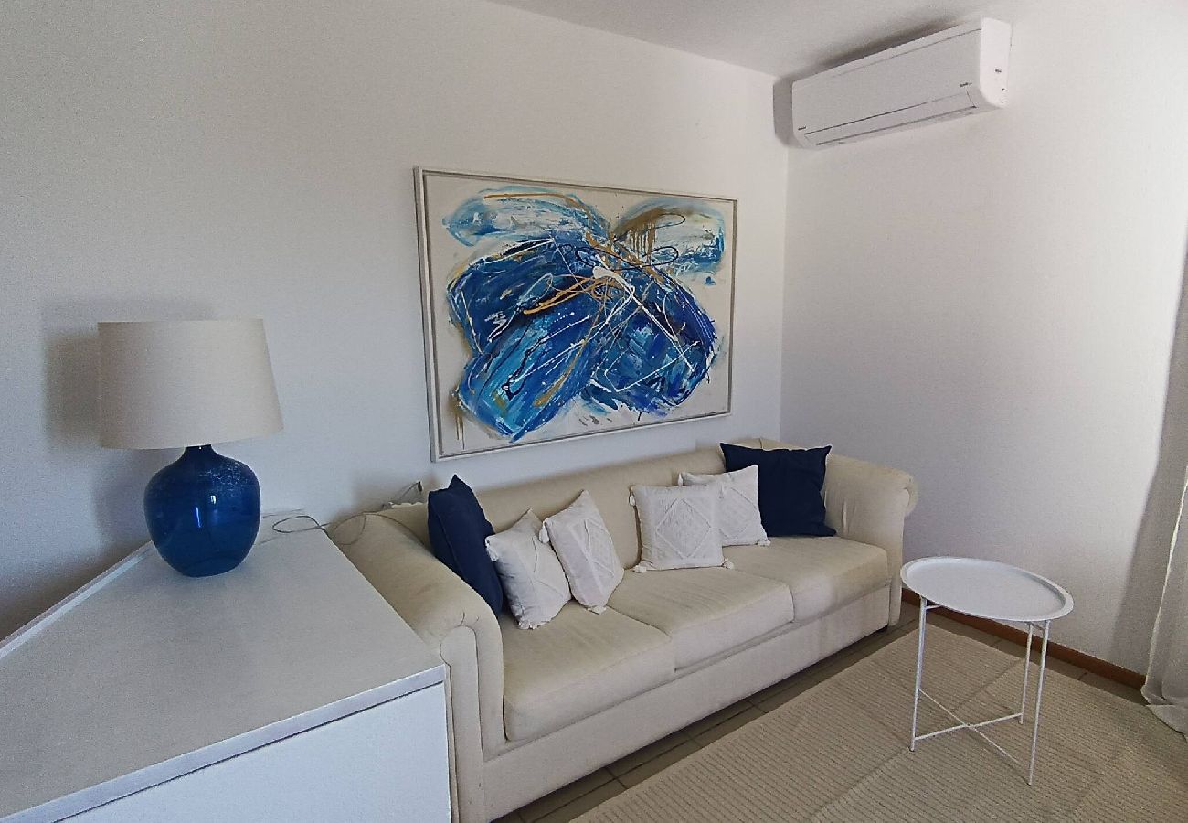 Villa in Skiathos - Villa Kosmos, super location with pool and sea views 