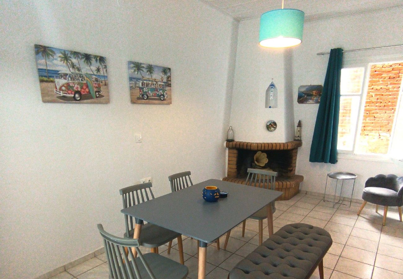 House in Skiathos - Cosy Kotroni, Greek cuteness, townhouse for 6 