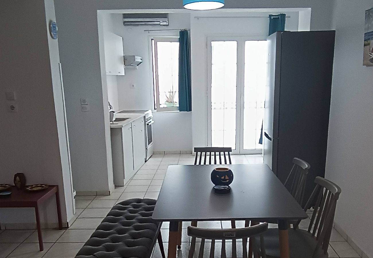 House in Skiathos - Cosy Kotroni, Greek cuteness, townhouse for 6 