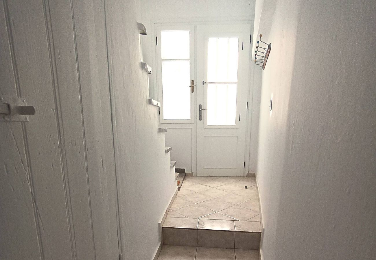 House in Skiathos - Cosy Kotroni, Greek cuteness, townhouse for 6 