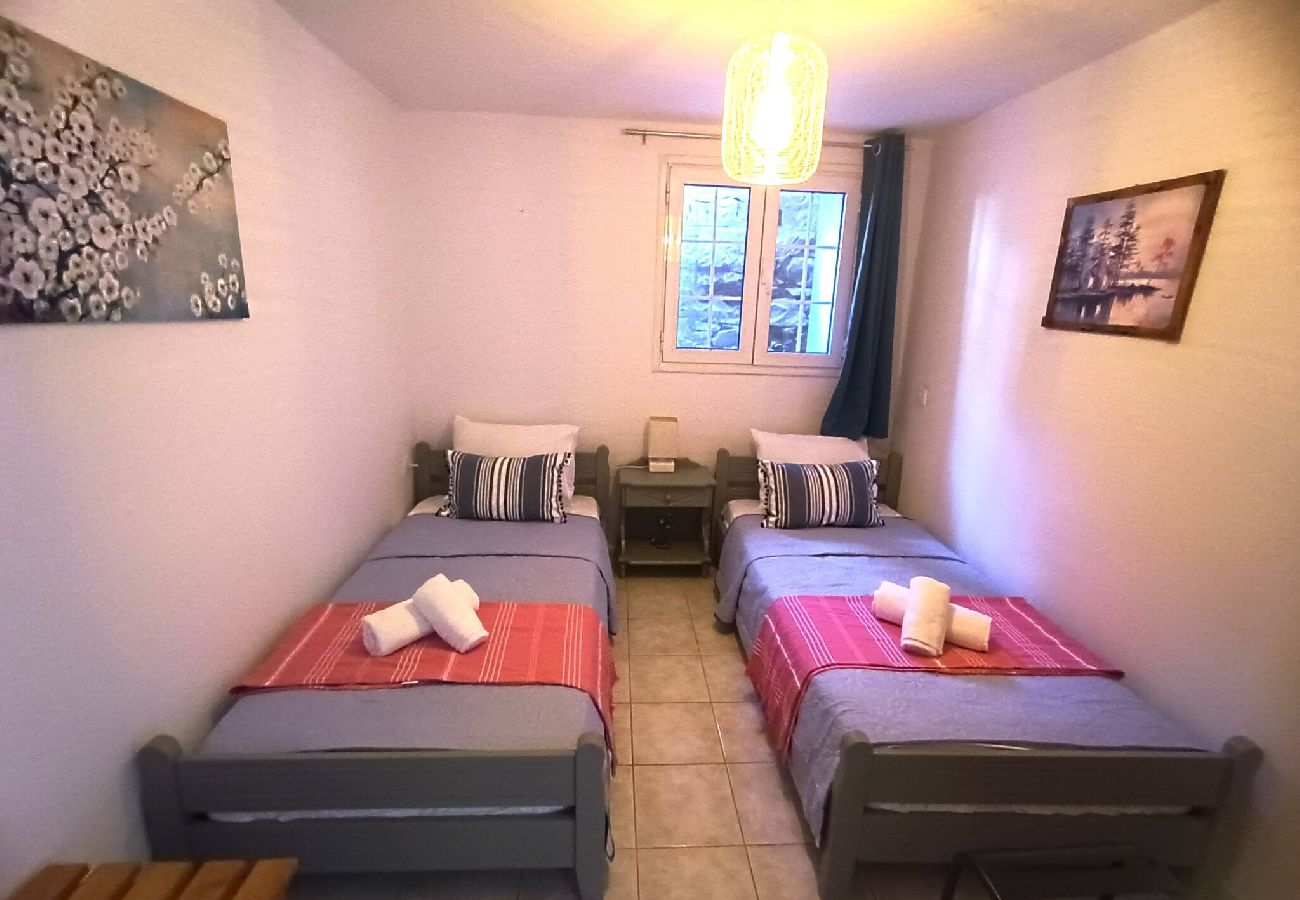 House in Skiathos - Cosy Kotroni, Greek cuteness, townhouse for 6 