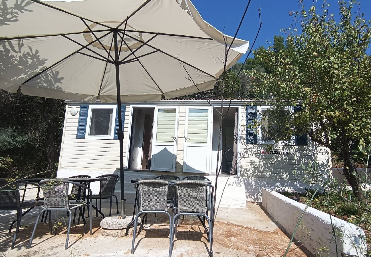 Mobile home in Skiathos - Fun mobile home in green valley 
