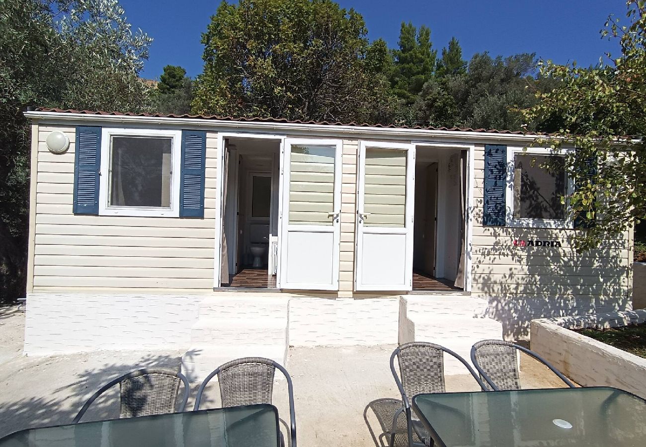 Mobile home in Skiathos - Fun mobile home in green valley 
