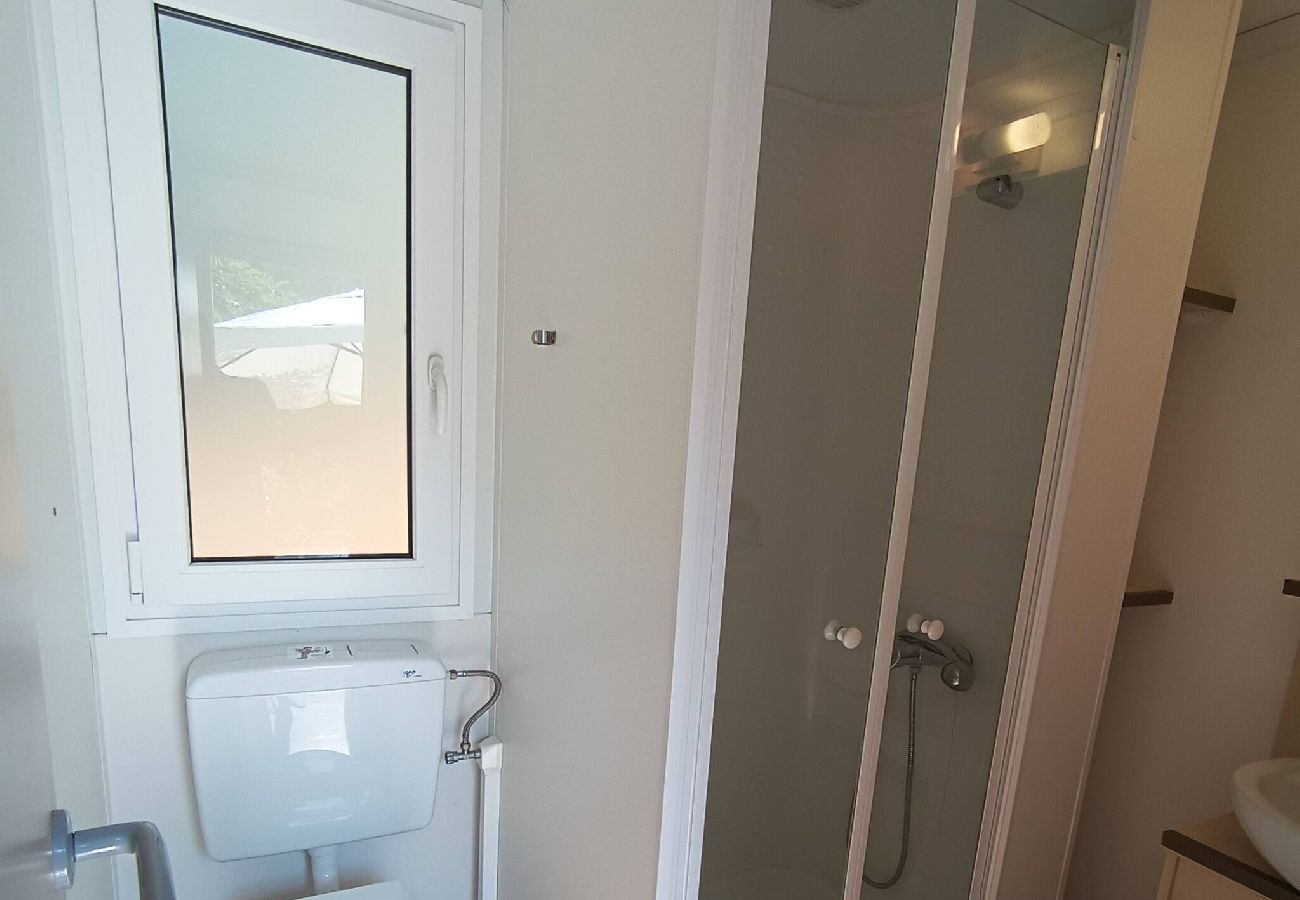 Mobile home in Skiathos - Fun mobile home in green valley 