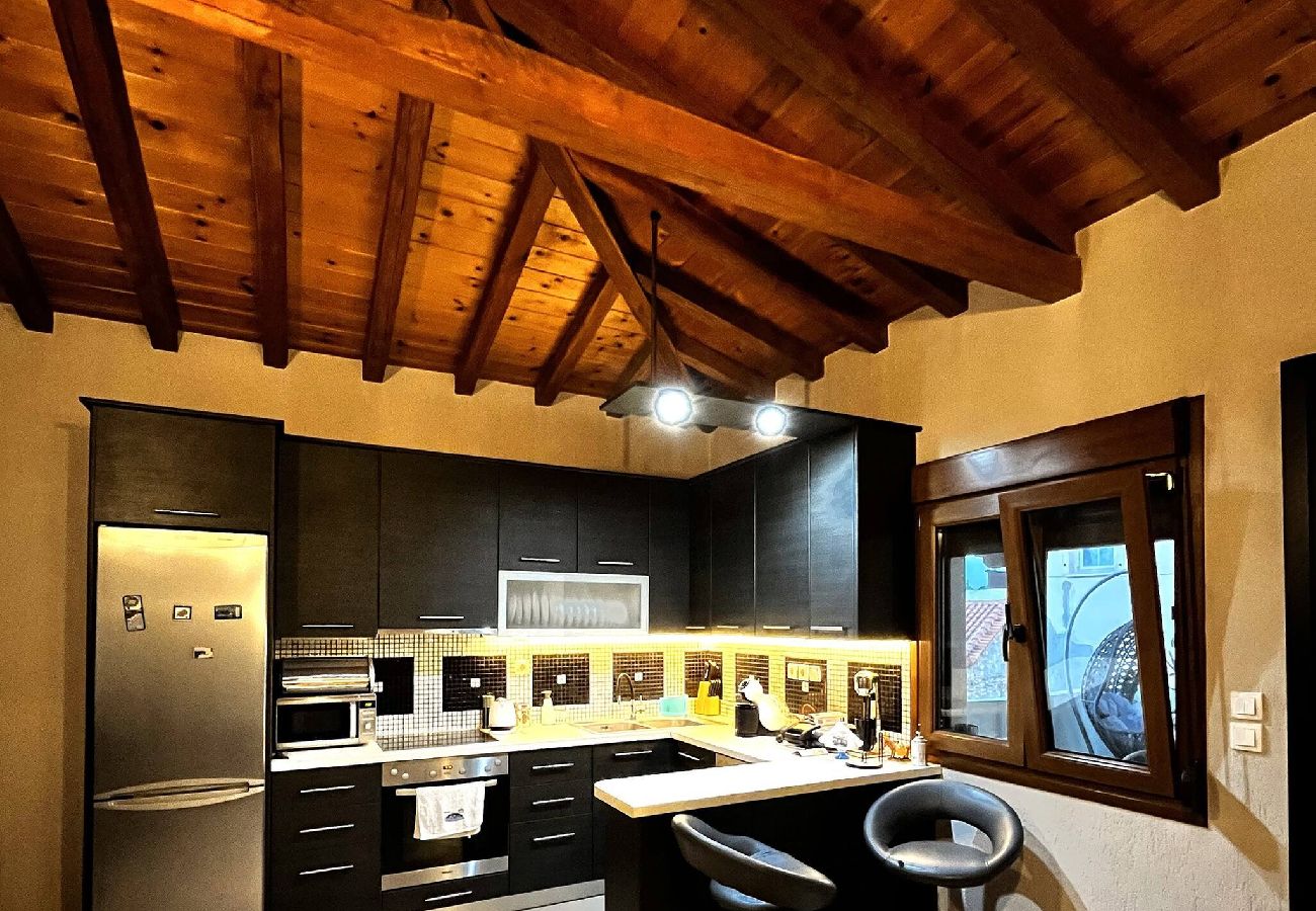 House in Skiathos - The fortress, beautiful private house for 6 
