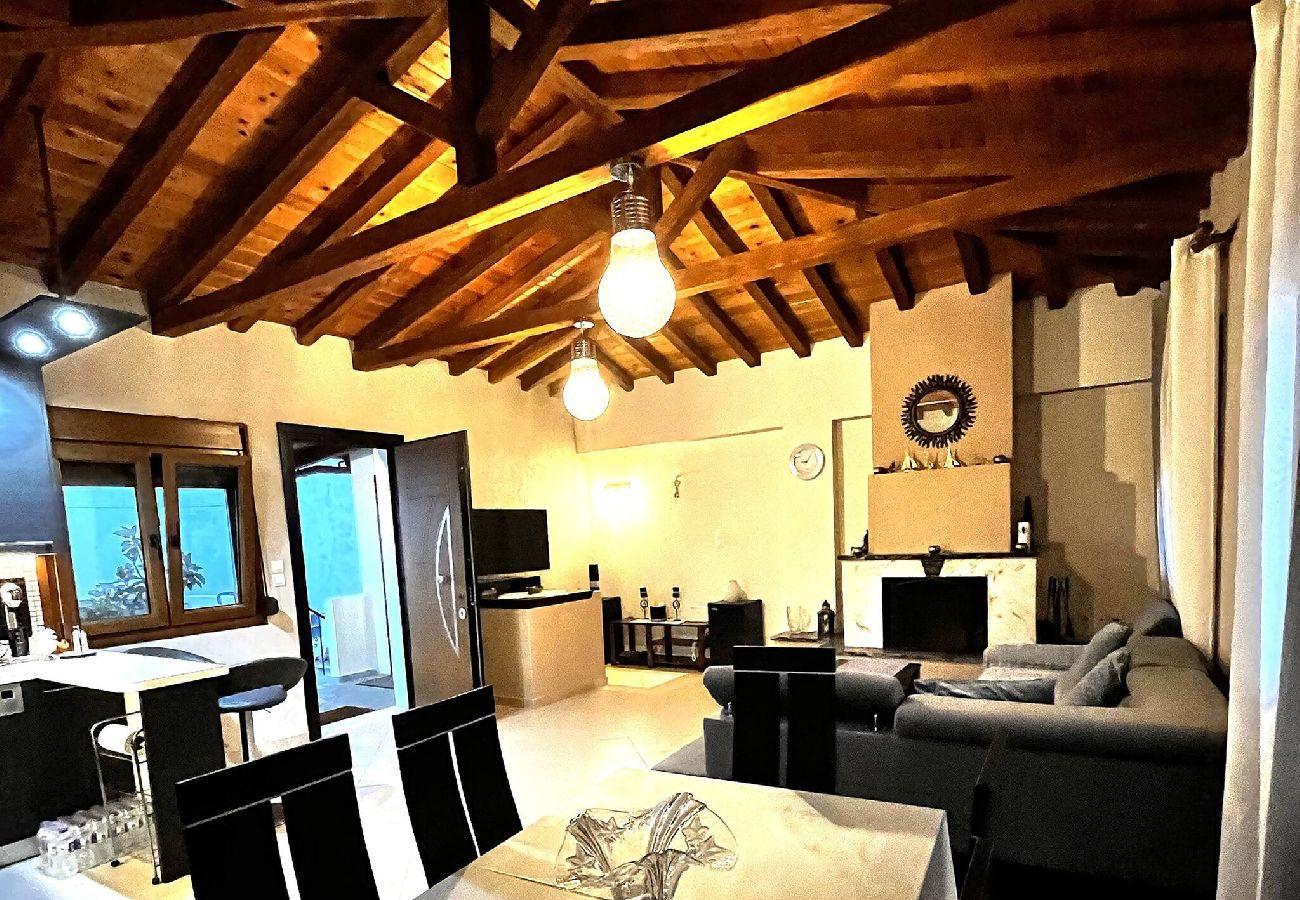 House in Skiathos - The fortress, beautiful private house for 6 