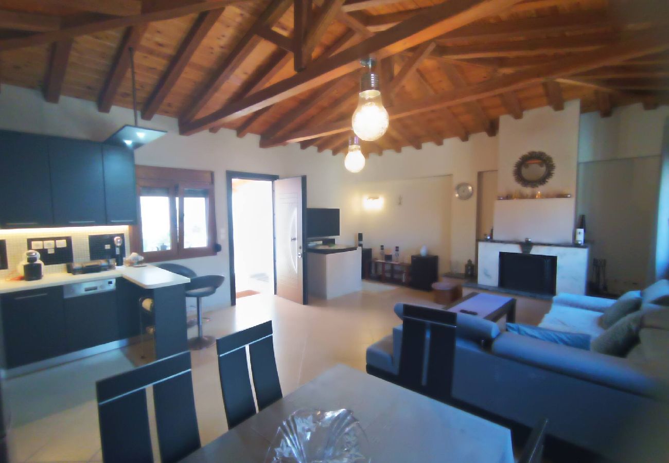 House in Skiathos - The fortress, beautiful private house for 6 
