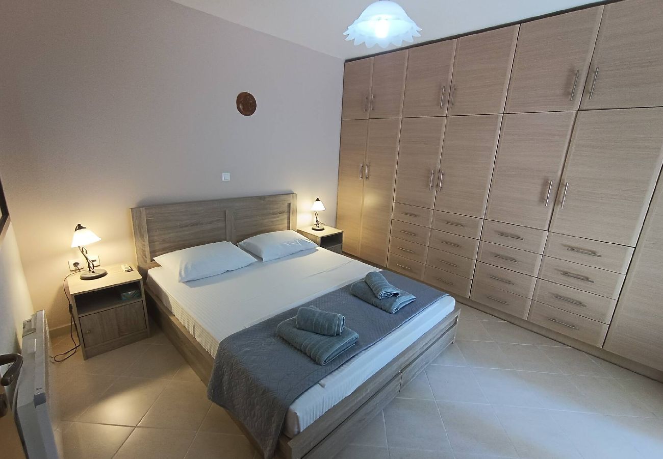 House in Skiathos - The fortress, beautiful private house for 6 