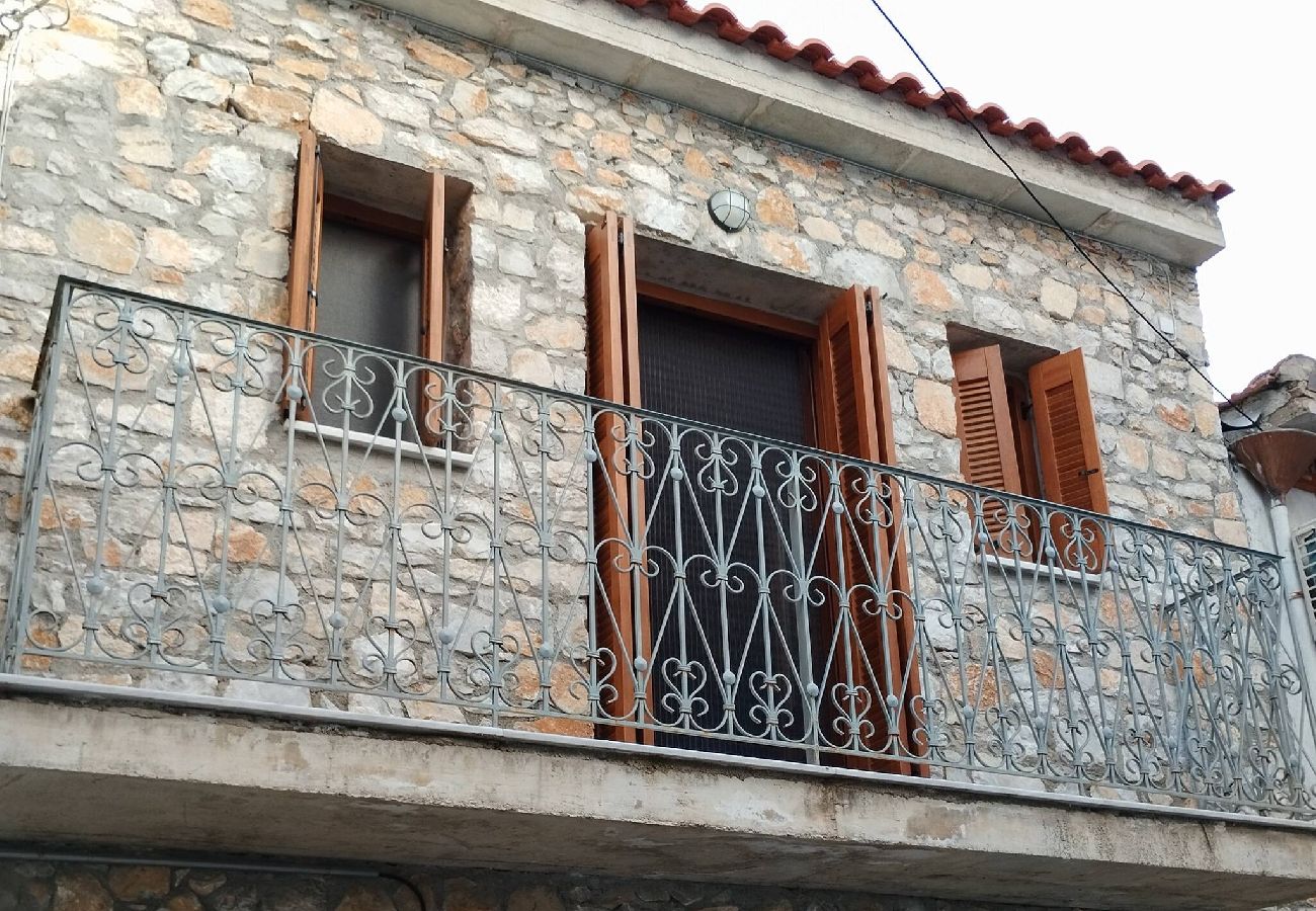 Apartment in Skiathos - Jenny 2, fun apartment for 4 