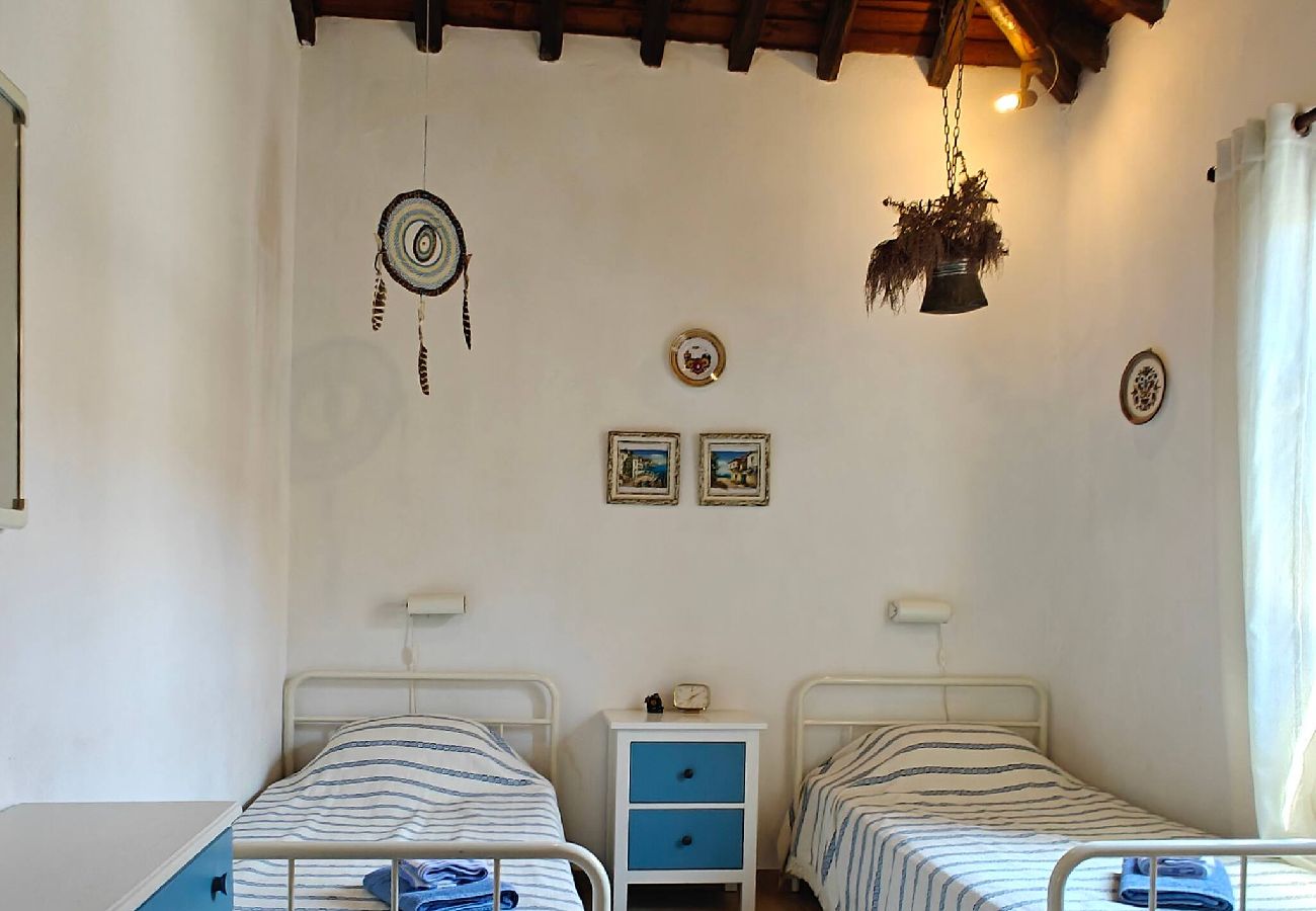 House in Skiathos - Louloudi, charming townhouse 