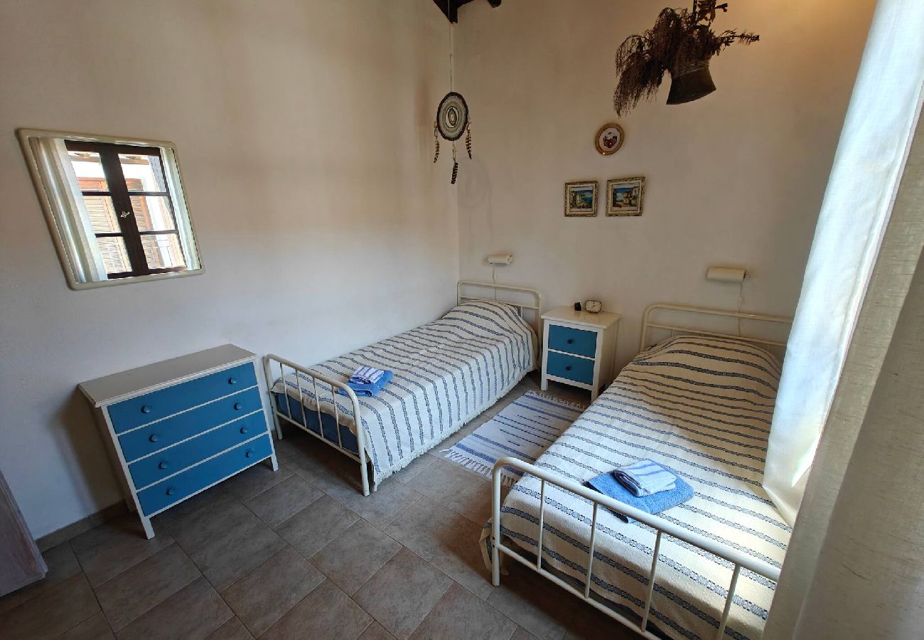 House in Skiathos - Louloudi, charming townhouse 