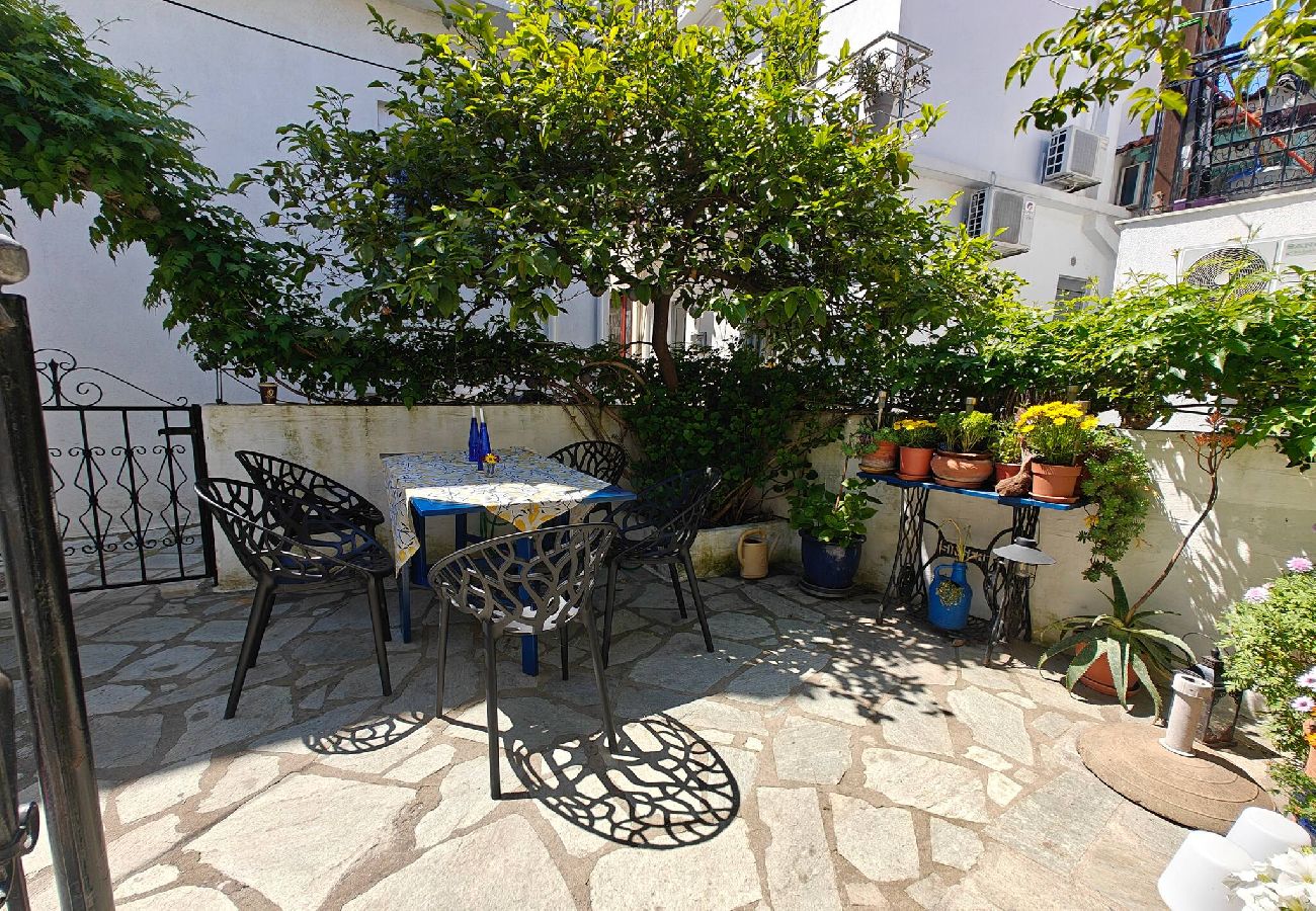 House in Skiathos - Louloudi, charming townhouse 