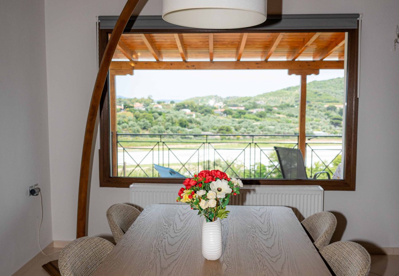 Villa in Skiathos - Runway Mansion