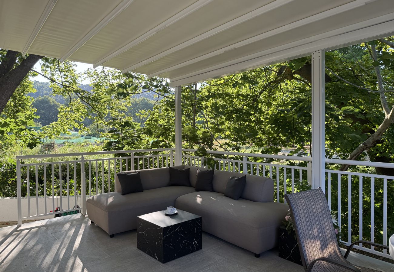 Country house in Skiathos - Pappou's workplace, elegant country house in Platanias