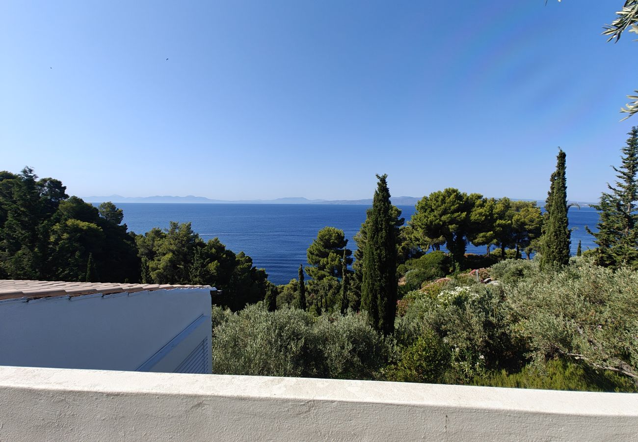 Villa in Skiathos - Eos, 3-bedroomed villa with magic sea views