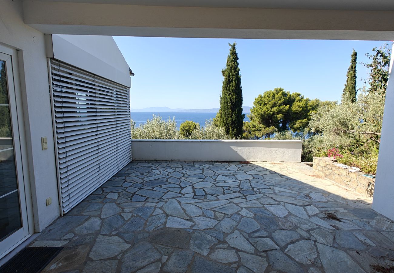 Villa in Skiathos - Eos, 3-bedroomed villa with magic sea views
