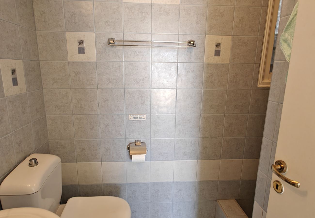 Villa in Skiathos - Villa Eirini, bright and airy 4-bedroomed villa with magical seaviews